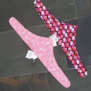 Medium 100% Cotton Reversible Dog Bandanas /  daphane doggie design